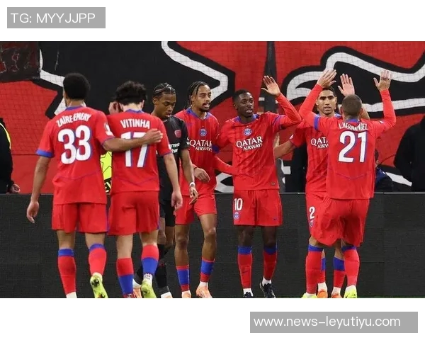 欧足联宣布对拜仁罚款七万欧因球迷在阿森纳客战中违规行为